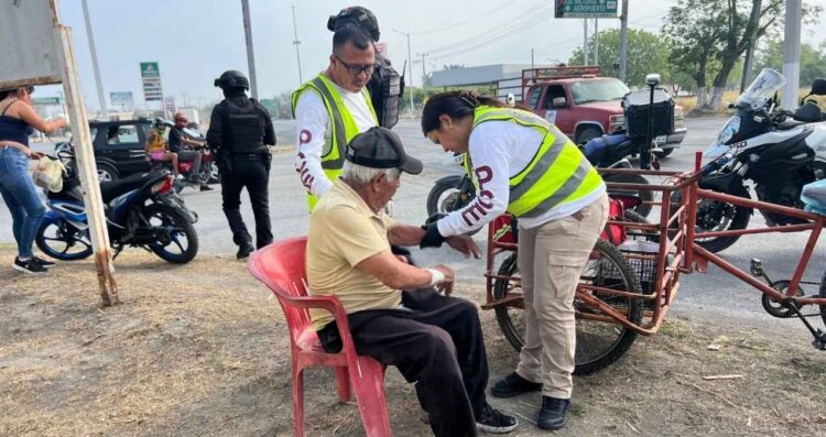 Un hombre de la tercera El Mante