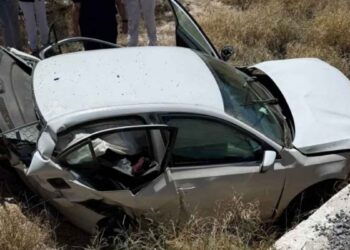 Mujer pierde la vida tras volcar su auto en Cuatro Ciénegas, Coahuila