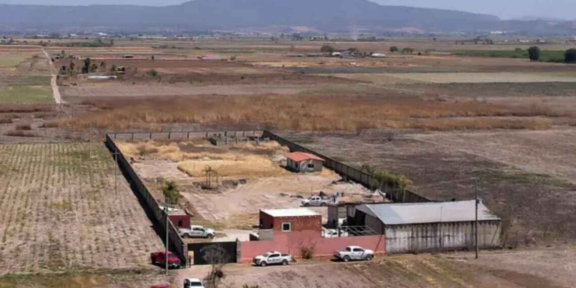 ocho personas Rancho Izaguirre