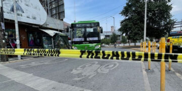 Pasajero agrede con desarmador a chofer de ruta Monterrey-García tras discusión por el pago