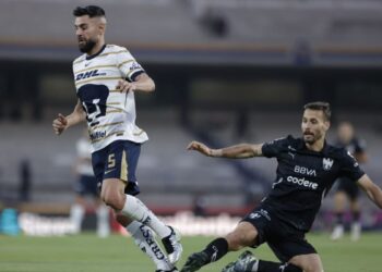 Pumas vs Rayados