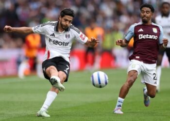 Raúl Jiménez renovación Fulham