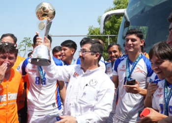 Recibe rector de la UAT a los Correcaminos campeones de la Liga Premier