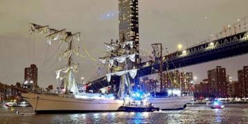 Regresan a México 172 cadetes del buque Cuauhtémoc tras el accidente en Nueva York: Semar