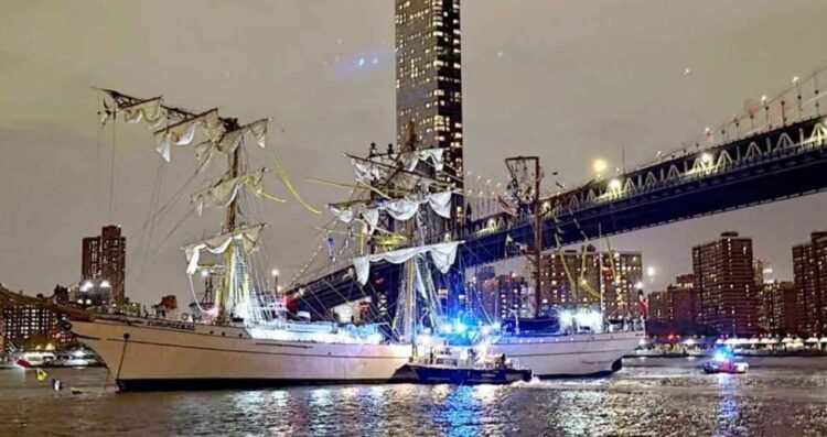 Regresan a México 172 cadetes del buque Cuauhtémoc tras el accidente en Nueva York: Semar