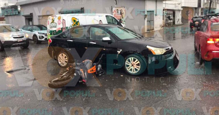 Repartidor de Didi resulta lesionado tras choque en el centro de Ciudad Victoria, Tamaulipas