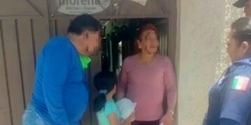 Rescatan a niña de 8 años que caminaba sola rumbo a Ecatepec; denunció maltrato de su padrastro