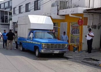 Se registra flamazo y explosión de un tanque en un negocio de tacos en San Pedro, NL; hay 3 lesionados