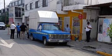 Se registra flamazo y explosión de un tanque en un negocio de tacos en San Pedro, NL; hay 3 lesionados