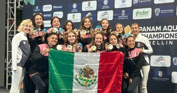 Selección mexicana junior brilla en natación artística con 7 oros en Medellín