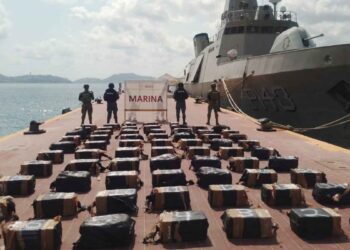 Semar decomisa 1.3 toneladas de cocaína frente a las costas de Guerrero