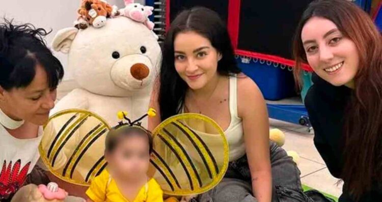 Tessa, la hija de José Eduardo Derbez, enternece vestida de abejita