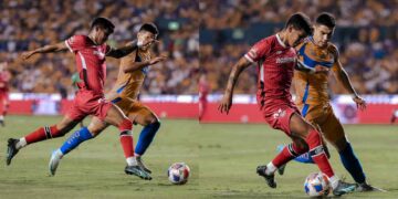 Tigres empata Toluca