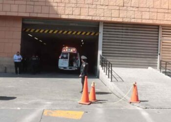 Trabajador fallece tras caer dentro de una tienda en la alcaldía Miguel Hidalgo, CDMX