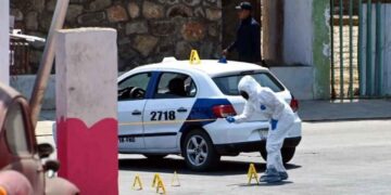 Violencia en Acapulco: asesinan a taxista y hieren a un menor