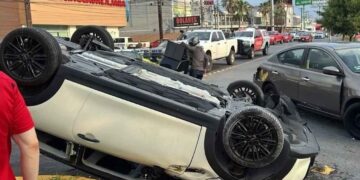 Volcadura personas lesionadas Monterrey