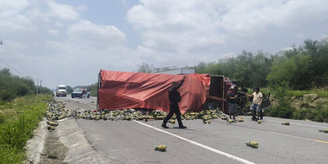 accidente en carretera Victoria Monterrey
