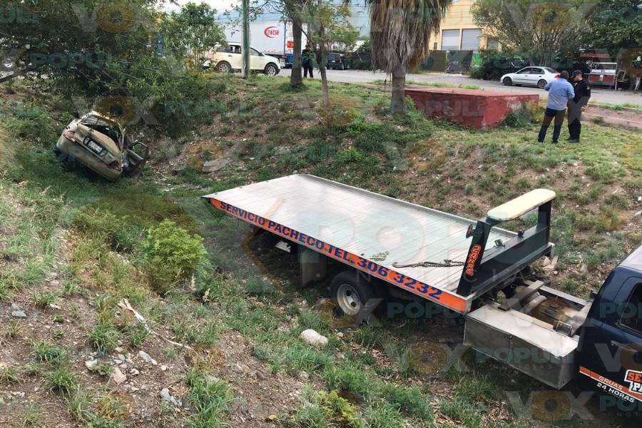 volcadura en dren por ciclista