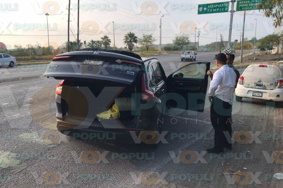 accidente vial en crucero de Victoria