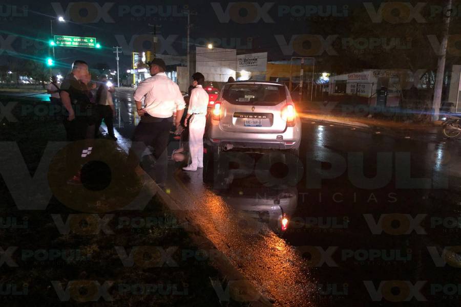 choque de moto contra camioneta en Victoria