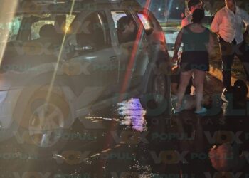 choque de moto contra camioneta en Victoria