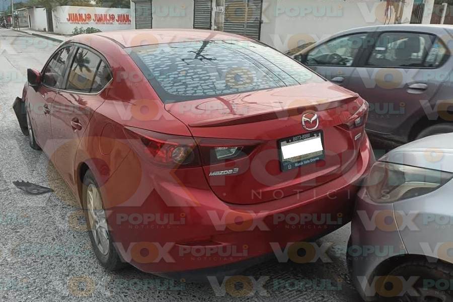 choque frente a secundaria en Victoria