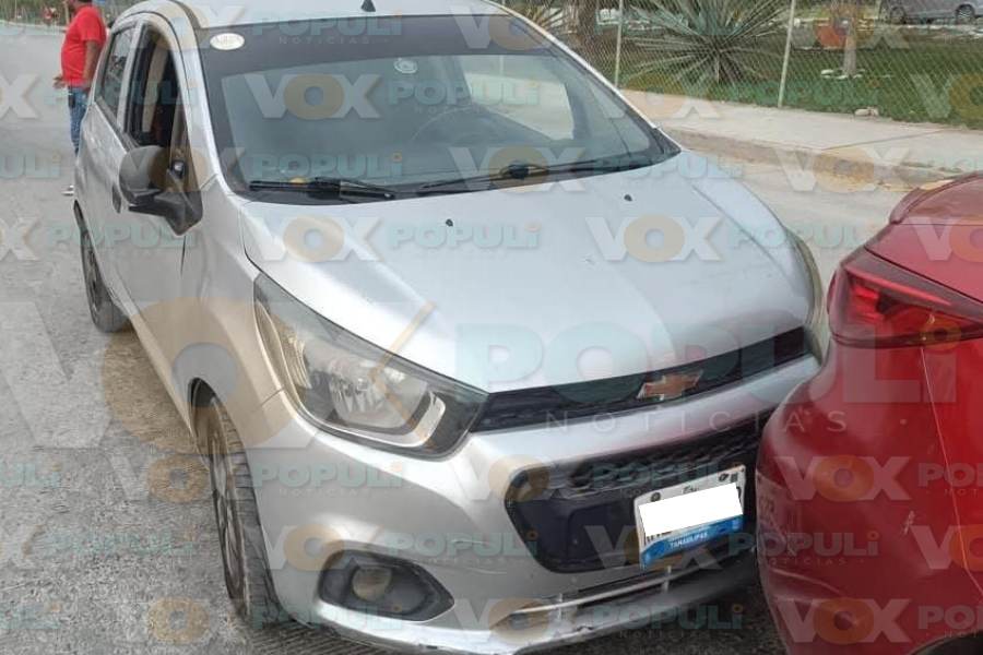 choque frente a secundaria en Victoria