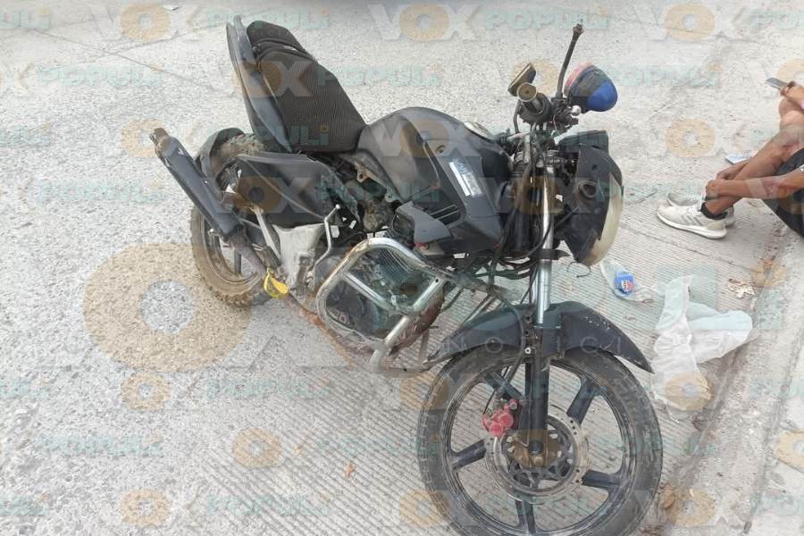 choque frente a secundaria en Victoria