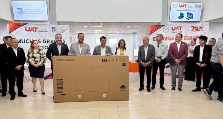 equipo para Facultad de Comercio Nuevo Laredo
