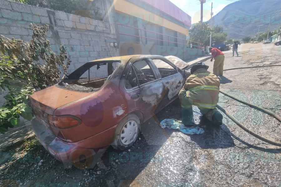 incendio automóvil Cd Victoria (1)