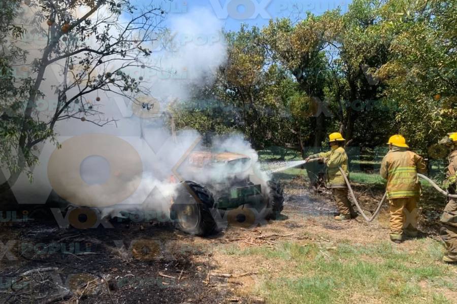 incendio de tractor en carretera Victoria Monterrey