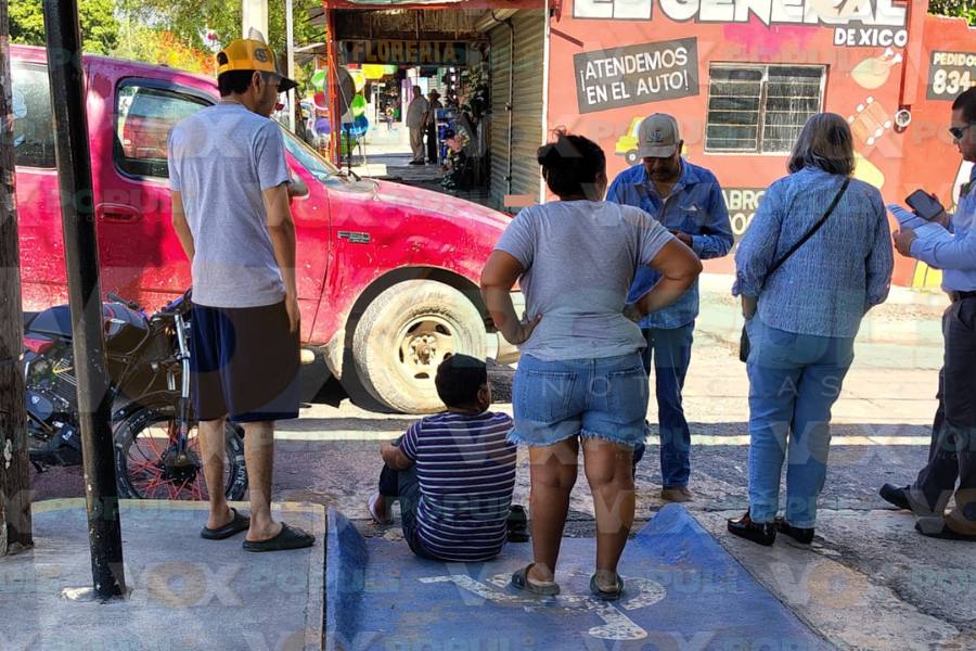 motociclista atropellado en Victoria