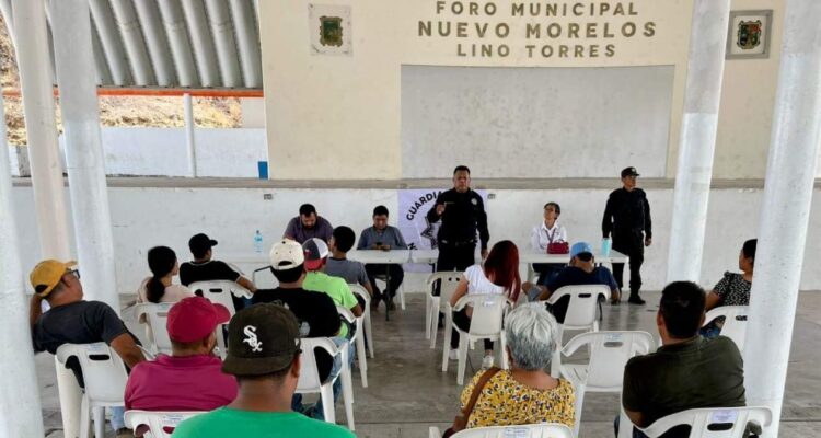 plática preventiva contra adicciones en Nuevo Morelos