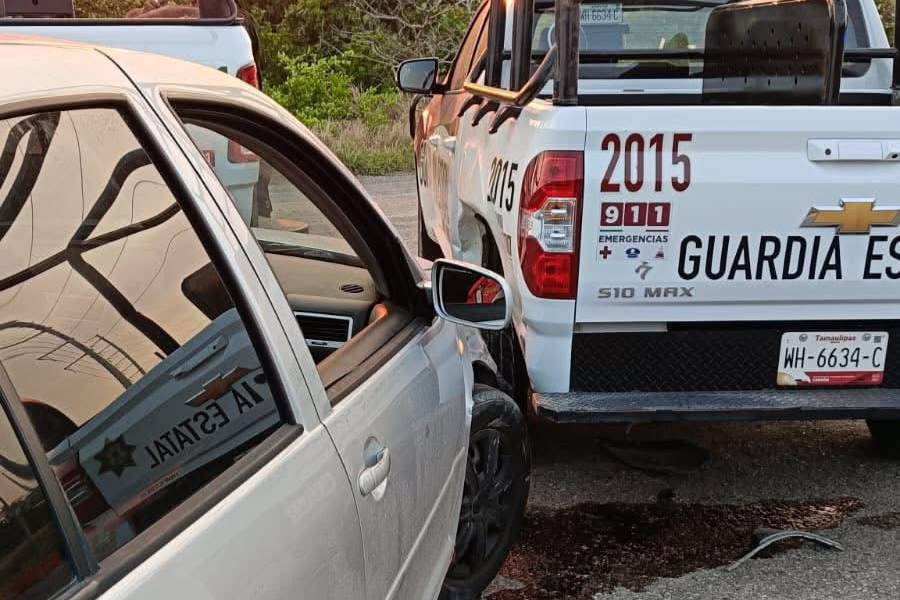 policías chocan patrullas en Tampico