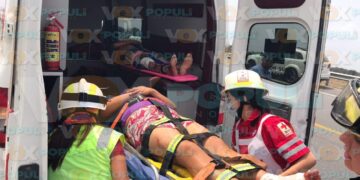 volcadura en carretera victoria zaragoza