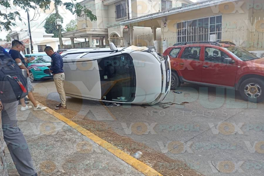 volcadura en Ciudad Madero