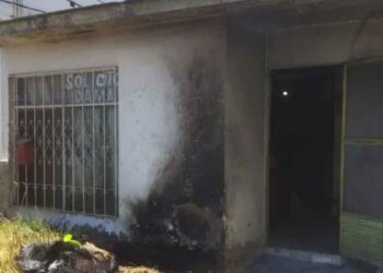 Abuelito rescatado incendio Torreón