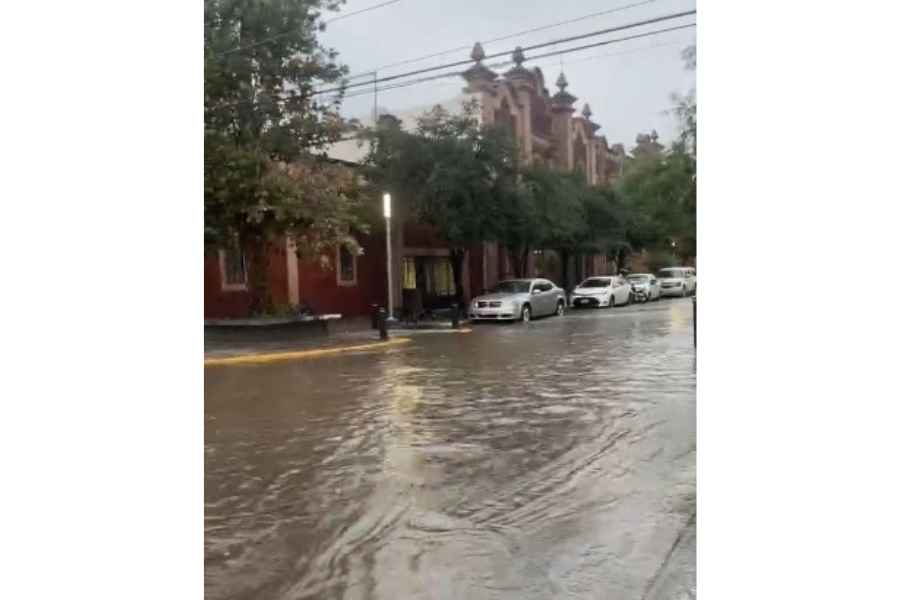 Amanece Ciudad Victoria, Tamaulipas, con fuertes lluvias este jueves