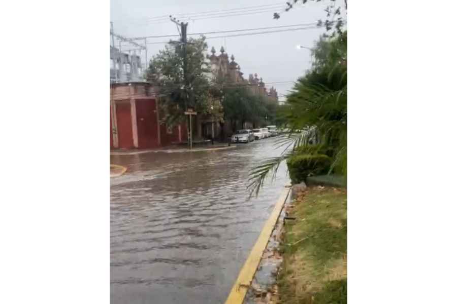 Amanece Ciudad Victoria, Tamaulipas, con fuertes lluvias este jueves