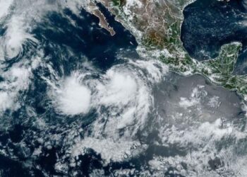 Así avanza 'Flossie', la nueva tormenta tropical que amenaza costas mexicanas
