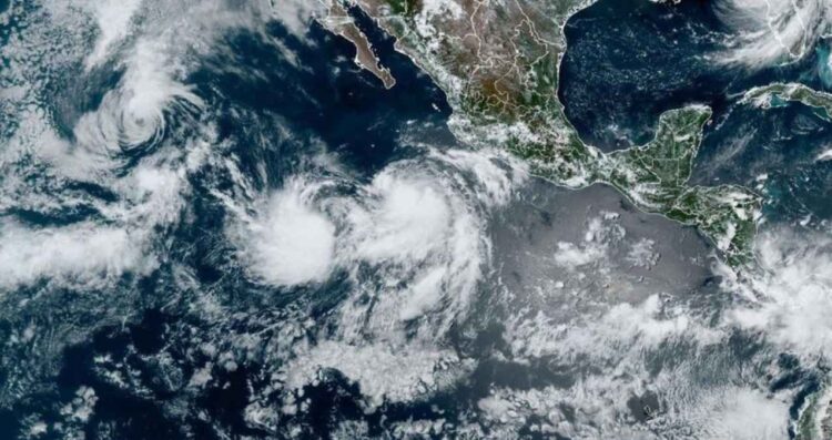 Así avanza 'Flossie', la nueva tormenta tropical que amenaza costas mexicanas