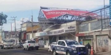 Cae espectacular Ecate