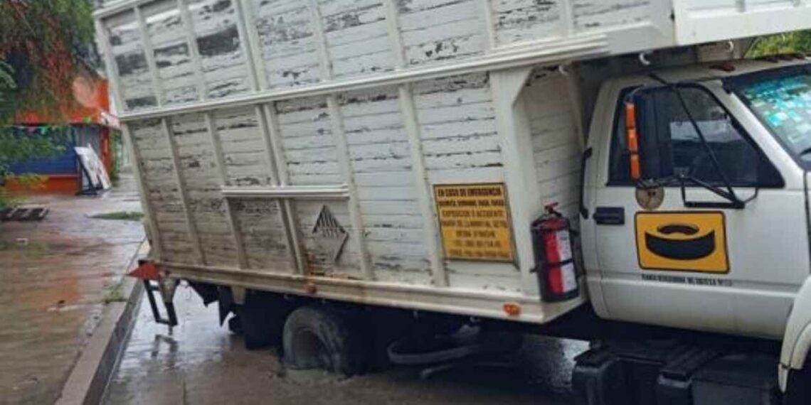 camión socavón El Mante