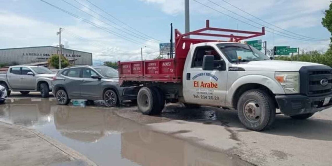 camioneta materiales El mante