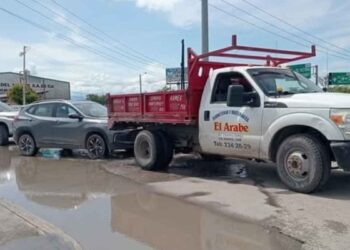 camioneta materiales El mante