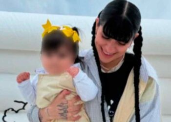 Cazzu describe a su hija Inti como una niña mágica y muy sociable