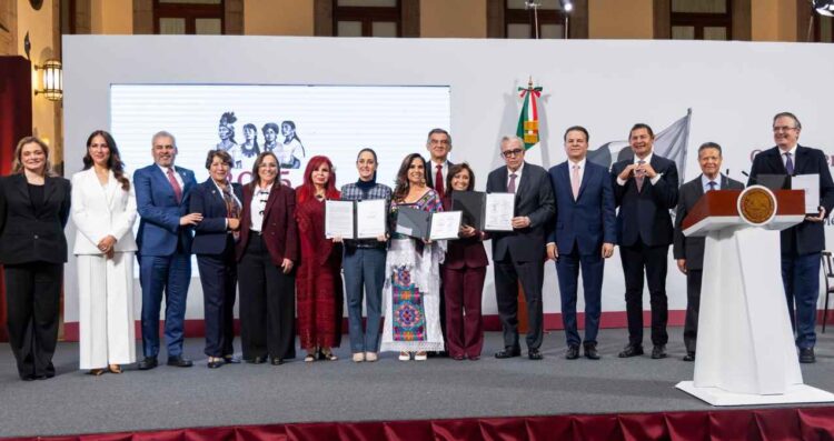 Claudia Sheinbaum y gobernadores firman acuerdo para crear 15 Polos del Bienestar