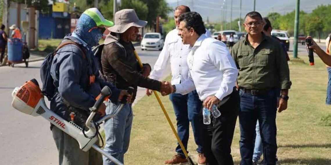 Con limpieza, instalación de luminarias y bacheo se transforma Ciudad Victoria