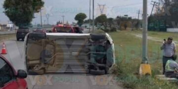 Conductora resulta lesionada tras volcadura en Altamira, Tamaulipas