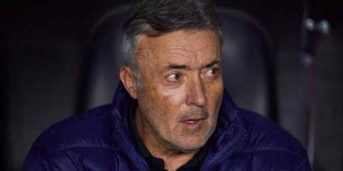 Domènec Torrent debutará como técnico de Rayados en amistoso ante Xolos